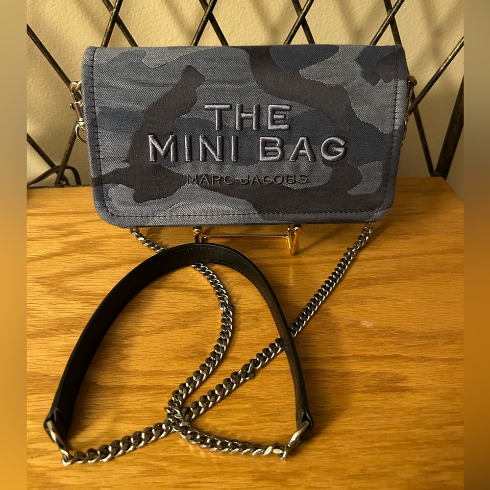 Marc Jacobs Camouflage Mini Bag. Euc